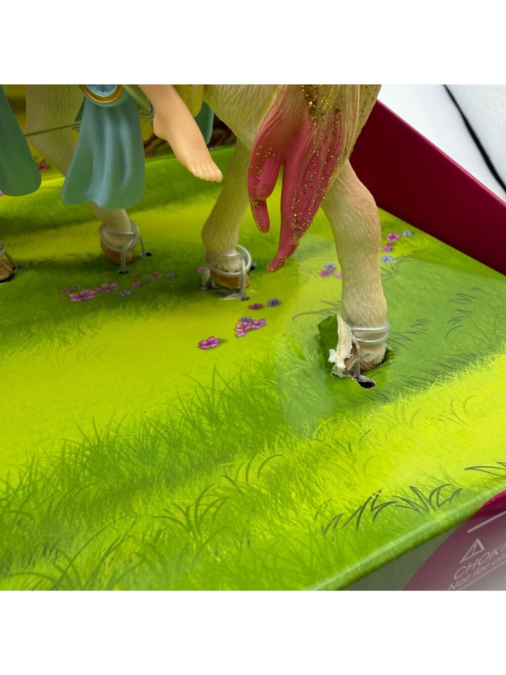 SCHLEICH 70566 Surah with glitter Pegasus and fairy playset horse winged fantasy - Picture 7 of 9